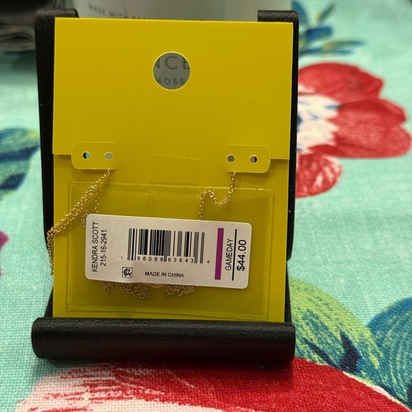 Kendra Scott Gold 'Shine' Necklace - Picture 4 of 5